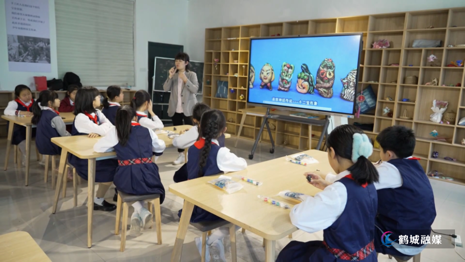 2026年秋假安排出炉 怀化中小学将迎来五天小长假（半成品）.mp4_20260826_171133.563.jpg