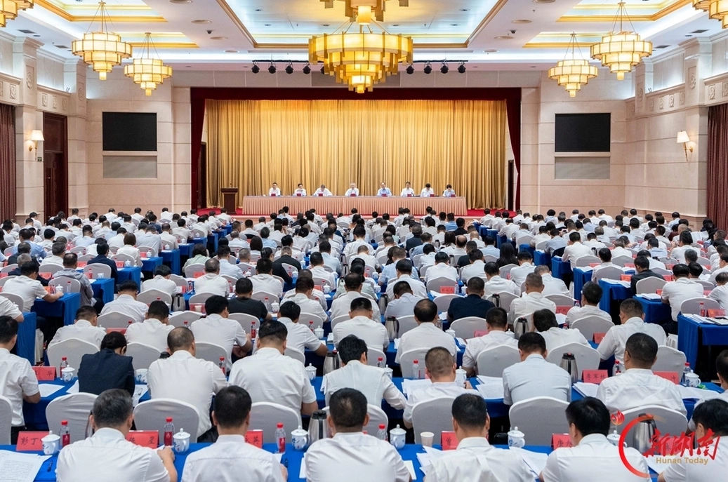 全省县域经济高质量发展大会召开 沈晓明毛伟明讲话