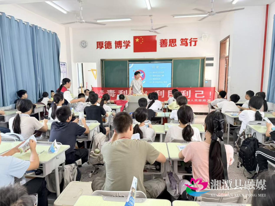 张浩然.png 张浩然.png