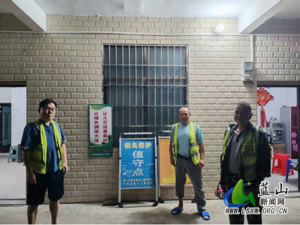 大桥瑶族乡:宣传巡查齐发力 织密候鸟保护网.jpg 大桥瑶族乡:宣传巡查齐发力 织密候鸟保护网.jpg