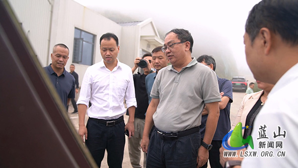 省第五生态环境保护督察组来蓝开展调研.jpg 省第五生态环境保护督察组来蓝开展调研.jpg