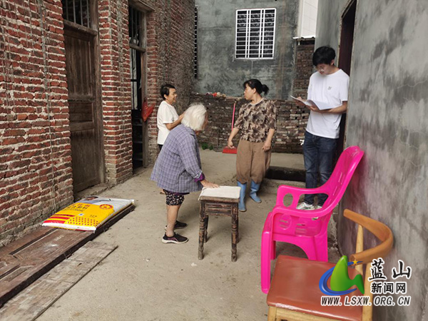 毛俊镇:监督适老改造 守护养老温度.jpg 毛俊镇:监督适老改造 守护养老温度.jpg
