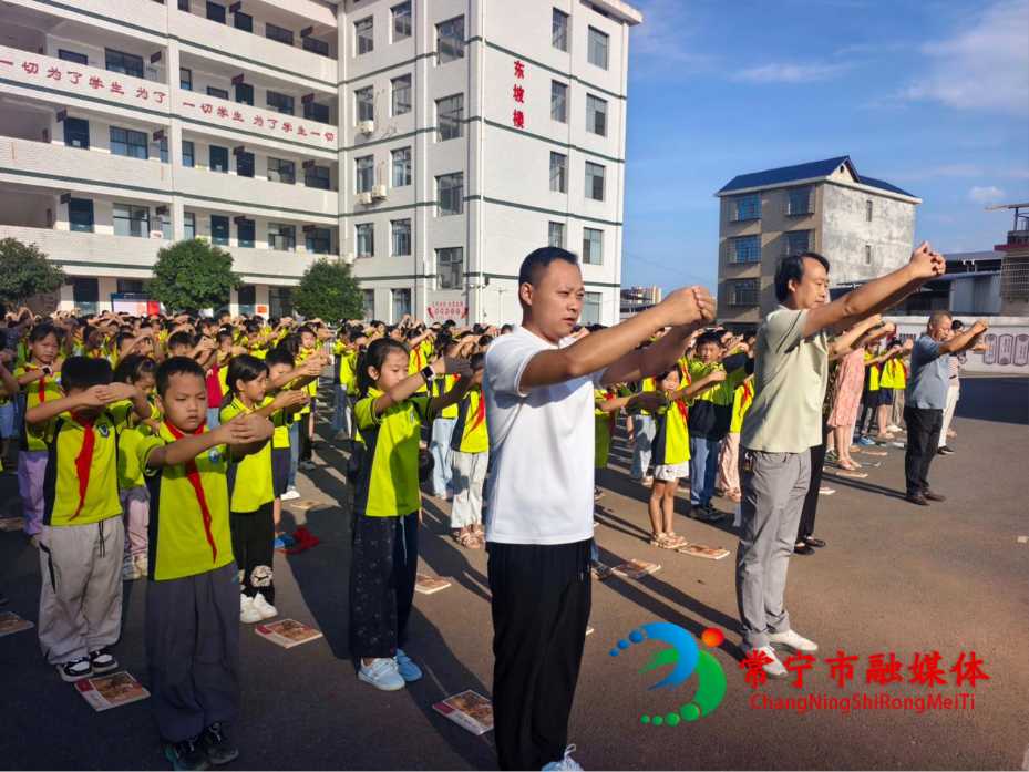 深入推进“五项管理”教研课题之读物管理.jpg