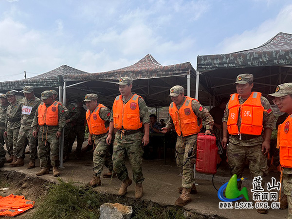 汇源瑶族乡组织参加基干民兵比武竞赛活动.jpg 汇源瑶族乡组织参加基干民兵比武竞赛活动.jpg