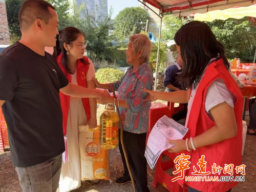 宁远县各地开展重阳节系列暖心活动舜陵街道麻池塘村_副本500.jpg