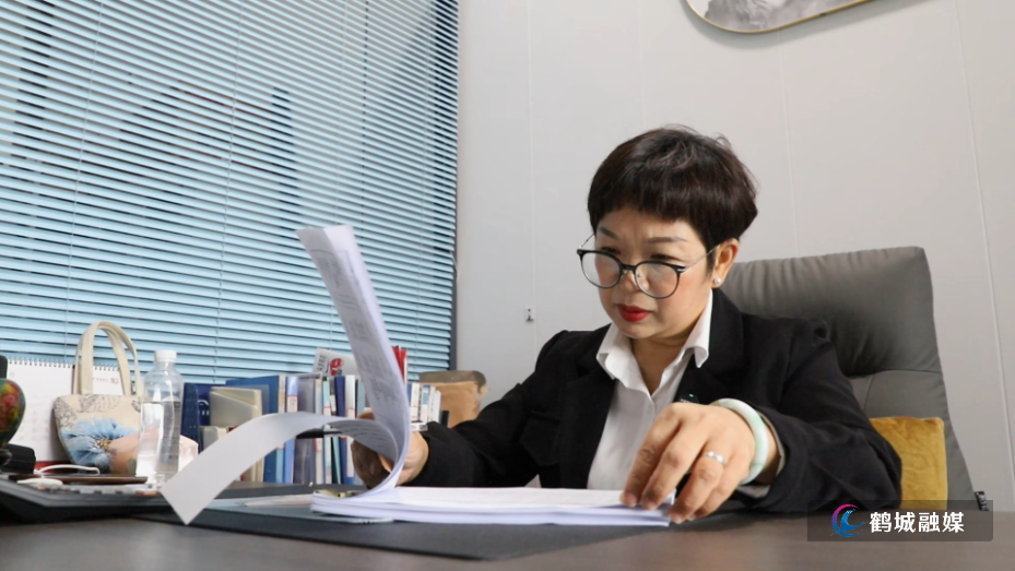 10月15日雷华英:坚守实业初心 履职心系民声.mp4_20261019_155306.246.jpg 10月15日雷华英:坚守实业初心 履职心系民声.mp4_20261019_155306.246.jpg