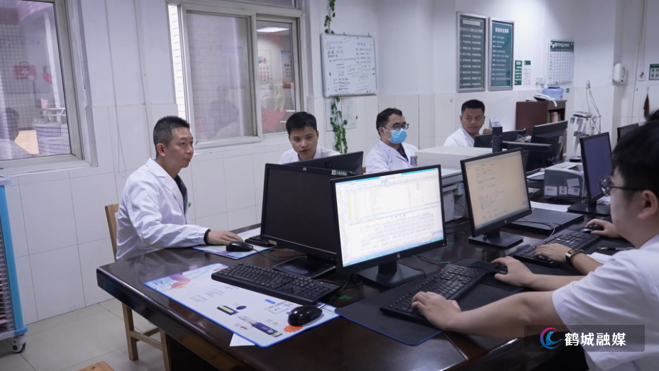 李强:精研骨科微创技术 履职为民守护筋骨健康(半成品).mp4_20261020_152215.456.jpg 李强:精研骨科微创技术 履职为民守护筋骨健康(半成品).mp4_20261020_152215.456.jpg