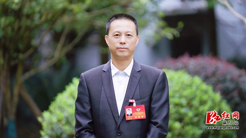 谭世水.jpg 谭世水.jpg