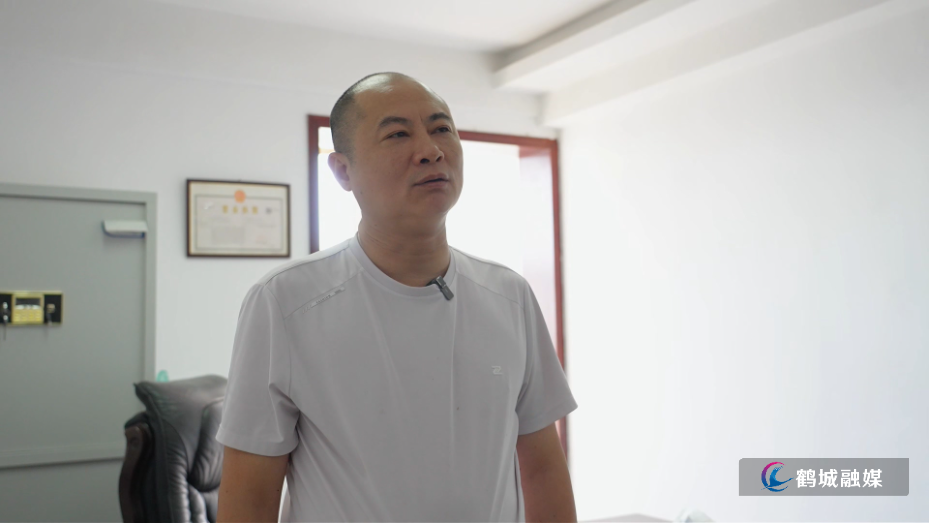 〔人民的代表﹞曹景山:深耕实业守初心 履职为民显担当.mp4_20261021_153454.594.jpg 〔人民的代表﹞曹景山:深耕实业守初心 履职为民显担当.mp4_20261021_153454.594.jpg