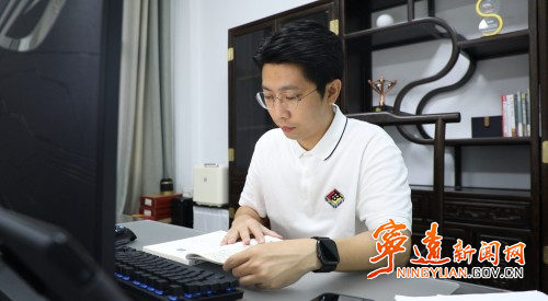 【人大代表风采】陆毅斌：守实业初心 办民生实事1_副本500.jpg
