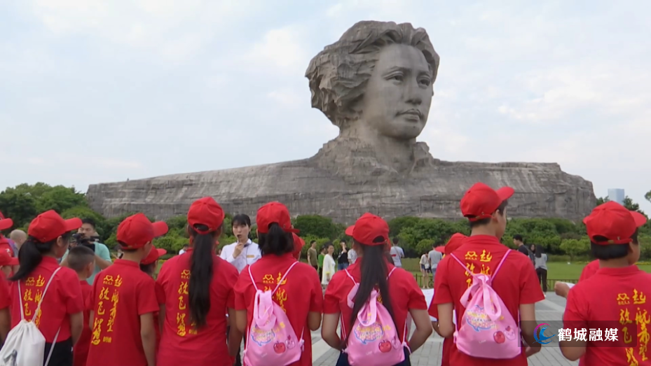 王鸿福:二十年公益路 服务群众不停步 初编.mp4_20261022_162514.902.jpg 王鸿福:二十年公益路 服务群众不停步 初编.mp4_20261022_162514.902.jpg