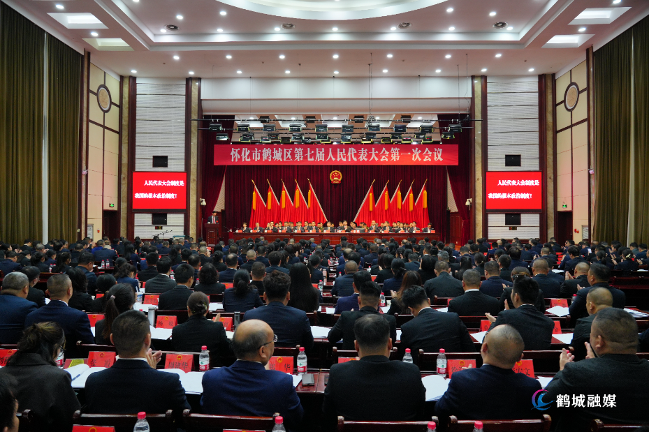 人大二次会议1_副本.jpg 人大二次会议1_副本.jpg
