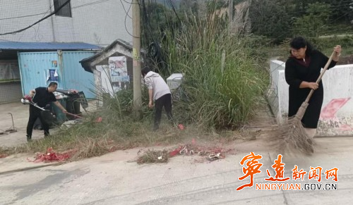 宁远县棉花坪瑶族乡:开展人居环境整治 擦亮乡村振兴底色_副本500.jpg 宁远县棉花坪瑶族乡:开展人居环境整治 擦亮乡村振兴底色_副本500.jpg