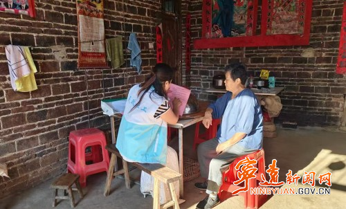 宁远县禾亭镇:开展入户宣讲 守护困境儿童成长_副本500.jpg 宁远县禾亭镇:开展入户宣讲 守护困境儿童成长_副本500.jpg