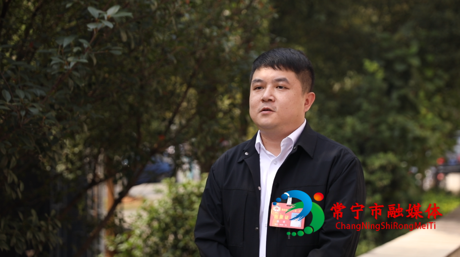 张羽.png 张羽.png