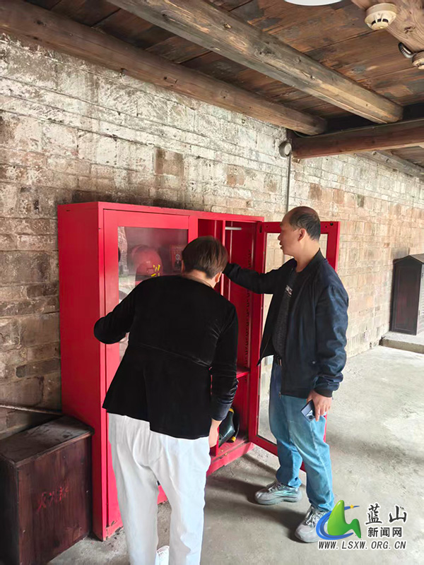 祠堂圩镇:排查古建消防隐患 守护文保遗产.jpg 祠堂圩镇:排查古建消防隐患 守护文保遗产.jpg